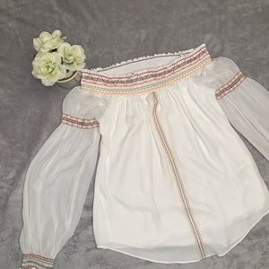 White House Black Market XS